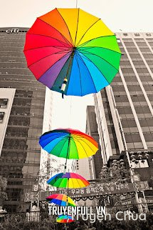 Thế Giới Là Lời Nói Dối Của Người